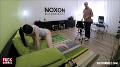 o dono da empresa fotografou a sua funcionária pelada, e depois transou com ela
